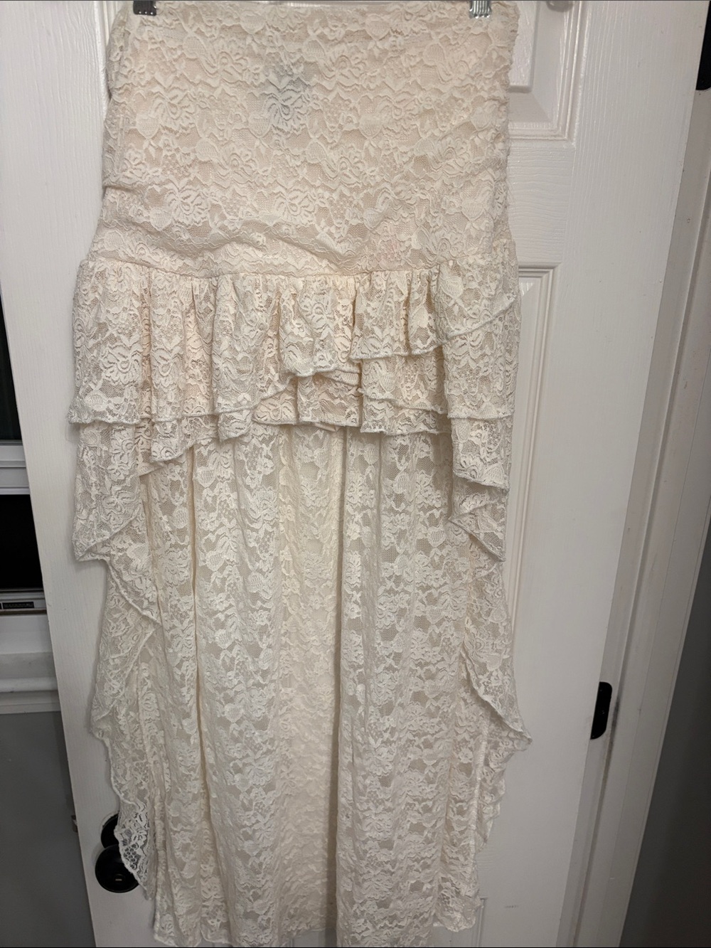 Windsor Cream Lace High-Low Ruffled Skirt